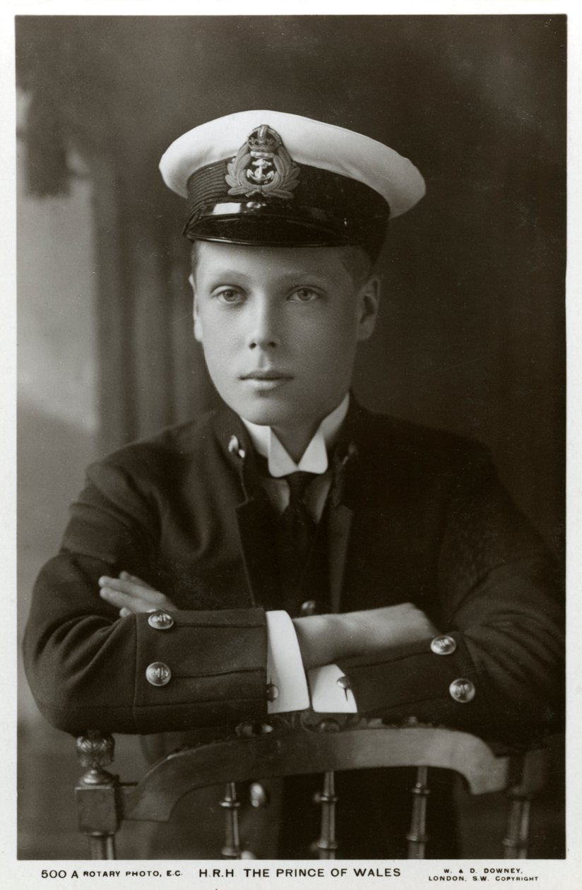 Princ z Walesu v námořní uniformě, c1910. od William and Daniel Downey