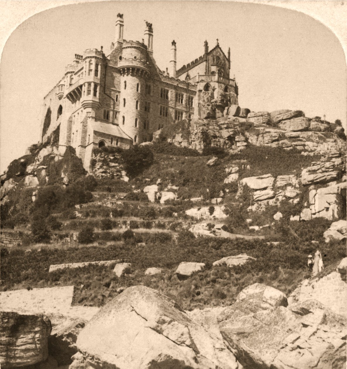 St. Michaels Mount, Benediktinský klášter, Penzance, Cornwall, 1900. od Works and Sun Sculpture Studios