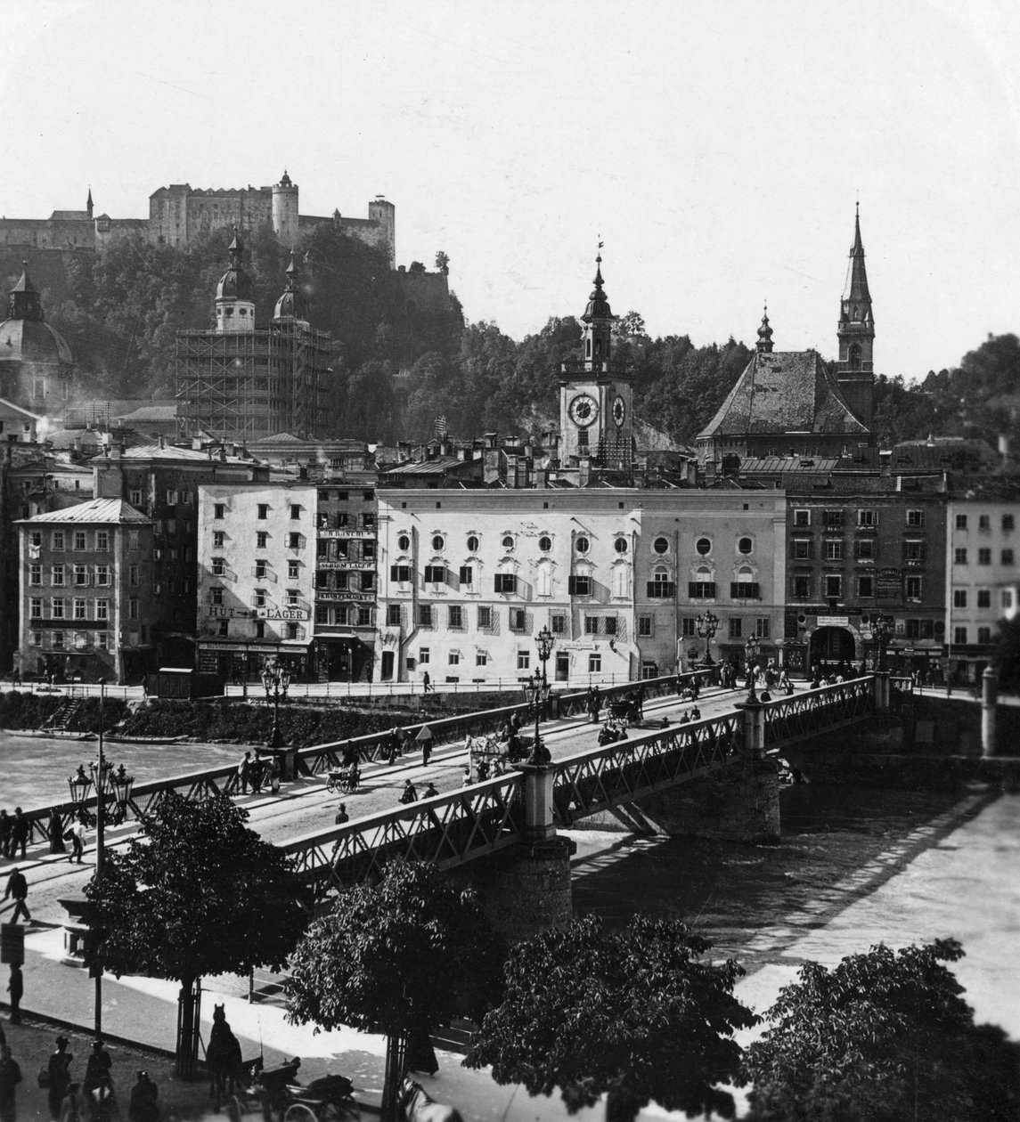 Most přes Salzach, Salzburg, Rakousko, c1900. od Wurthle and Sons