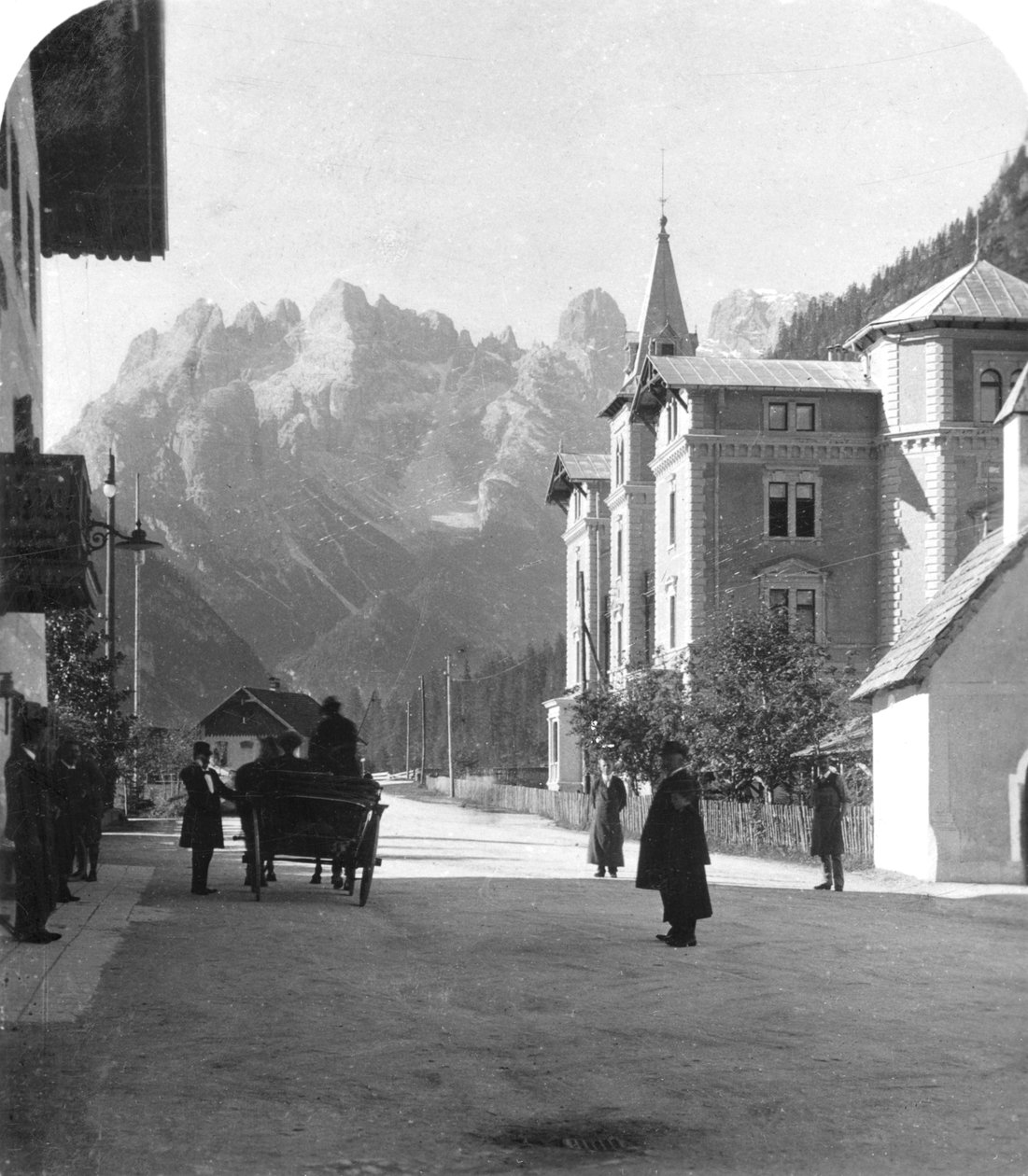 Landro a Monte Cristallo, Tyrolsko, Itálie, 1900. od Wurthle and Sons