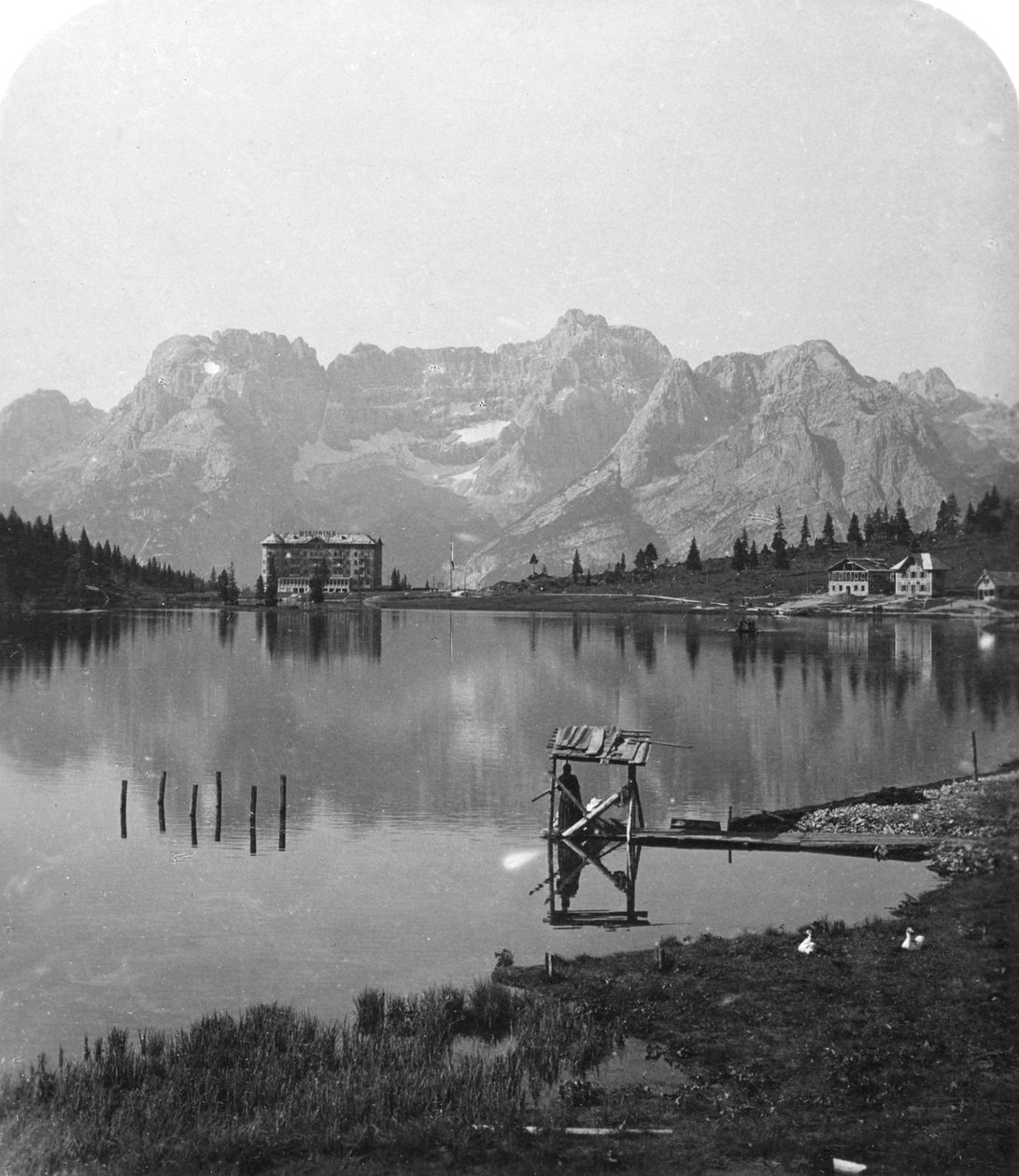 Jezero Misurina, Sorapiss Peaks a Dolomity, Itálie, c1900. od Wurthle and Sons