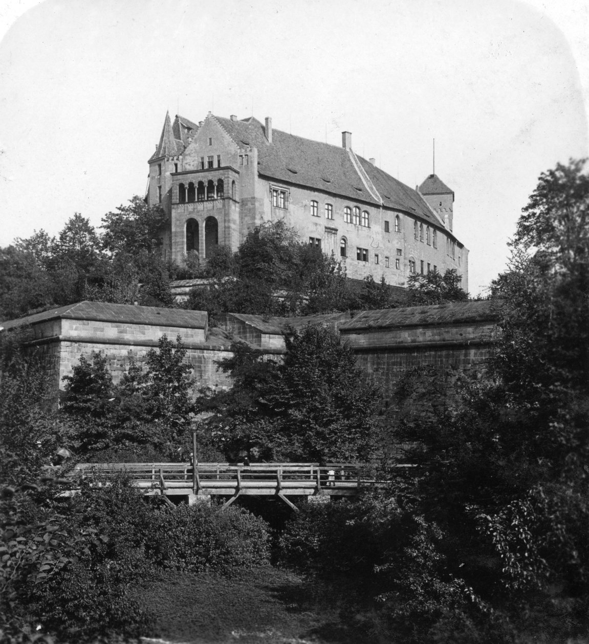 Norimberský hrad, Norimberk, Německo, c1900. od Wurthle and Sons