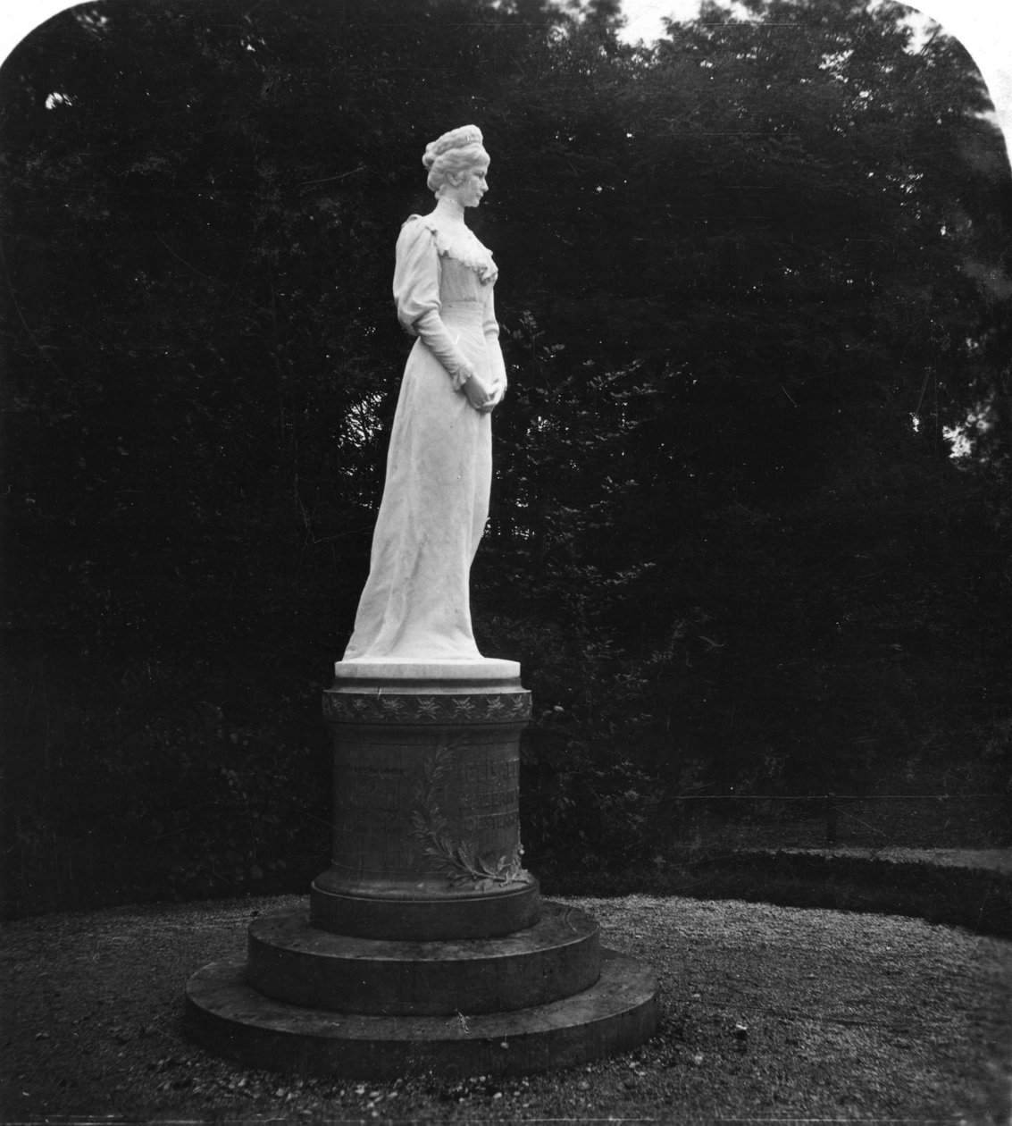 Socha Alžběty Ruské 1709-1762, Salzburg, Rakousko, 1900. od Wurthle and Sons