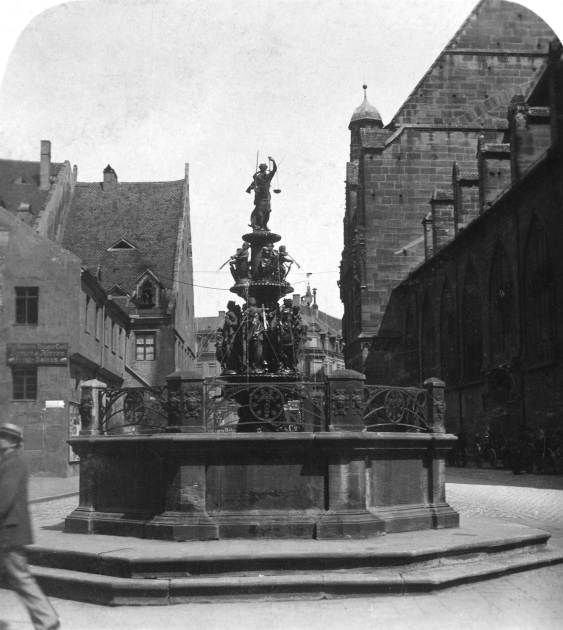 Tugendbrunnen, Norimberk, Bavorsko, Německo, c1900 od Wurthle and Sons