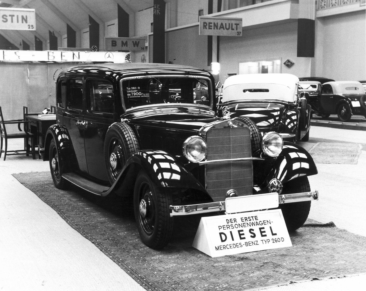 Mercedes-Benz 260D dieselový sedan, Berlín 1936 od Zoltan Glass