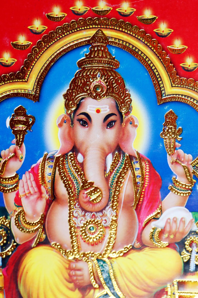 Ganéša nebo Ganapati: hinduistický bůh v čele se slonem. od . .