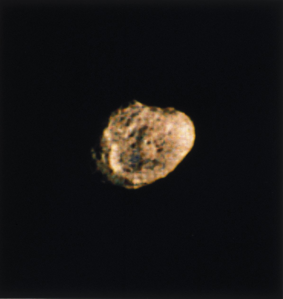 Hyperion, jeden z měsíců Saturnu, fotografovaný Voyagerem 2 od Ferdinand Georg Waldmuller