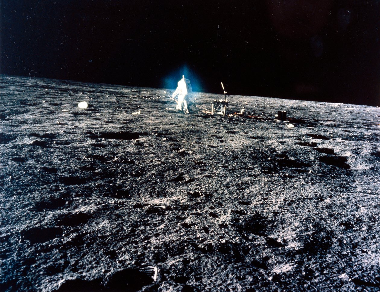 Pilotovaný vesmírný let, USA, Apollo 12 Astronaut Apollo 12 na Měsíci od Ferdinand Georg Waldmuller