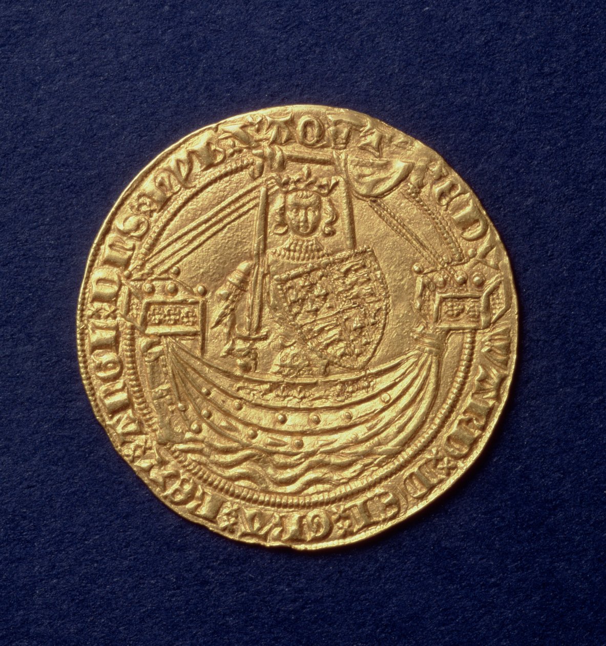 Noble of Edward III (1312-77) avers zobrazující krále na lodi, máta Calais, intro. 1344 (zlato) (reverzní viz: 110161) od Hippolyte Lalaise Devéria