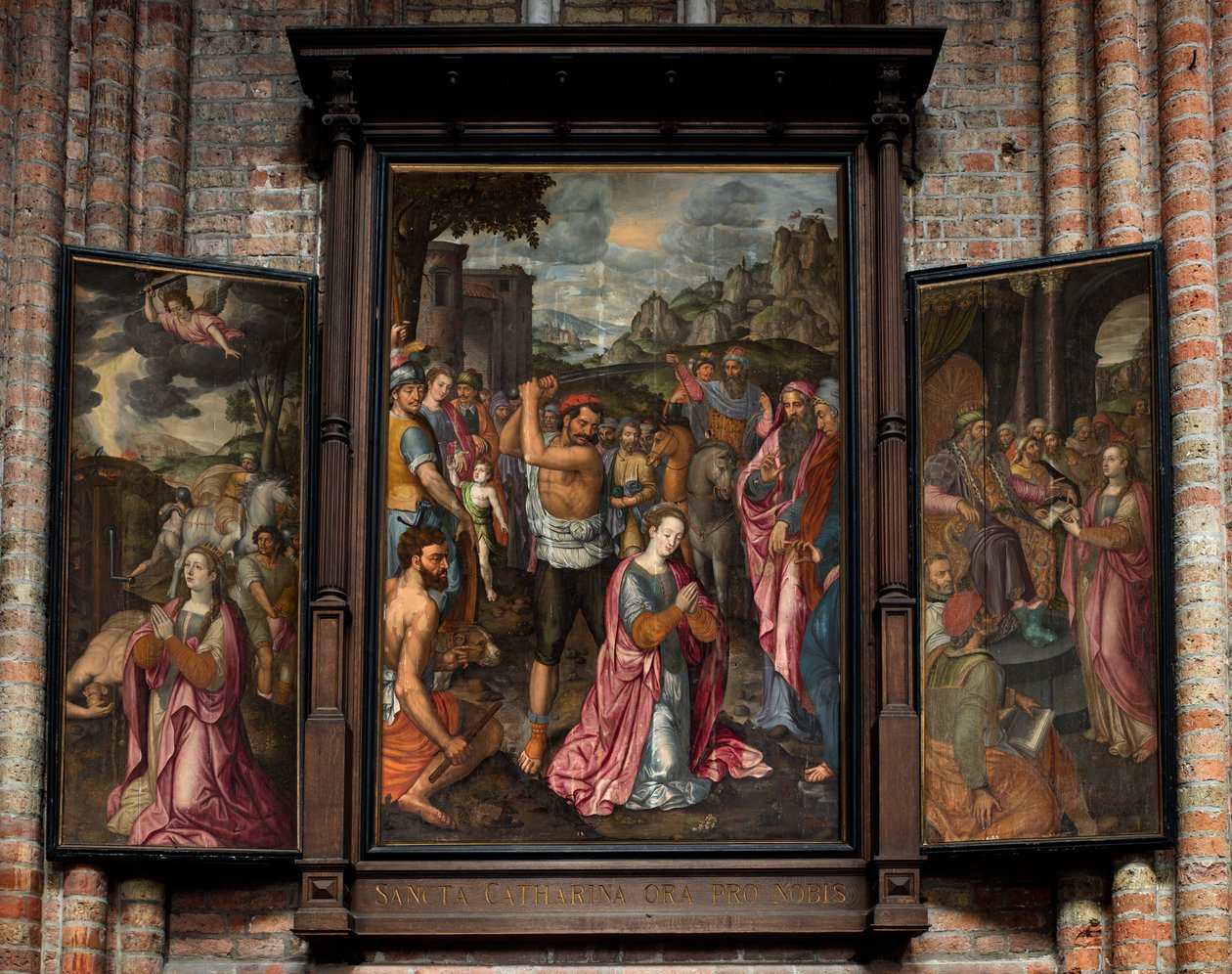 Farní kostel (Parochiekerk Sint-Walburga). Triptych. od . .