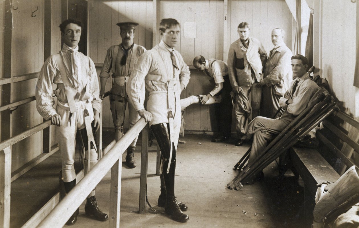 Vojáci protetiky s umělýma nohama, c 1915-1918 od Ferdinand Georg Waldmuller
