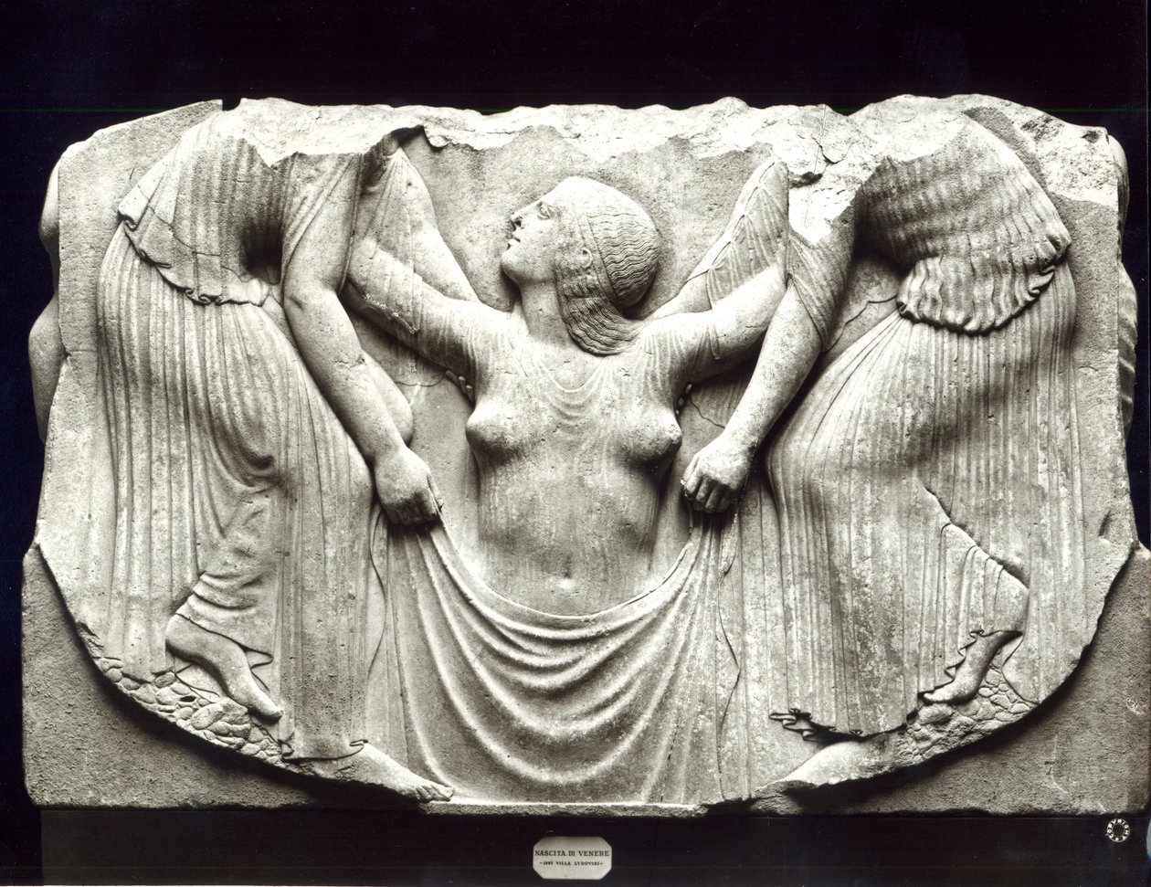„Trůn Ludovisi“ nebo „Trůn Venuše“ z vily Ludovisi (mramor) (černobílá fotografie) od Hippolyte Lalaise Devéria