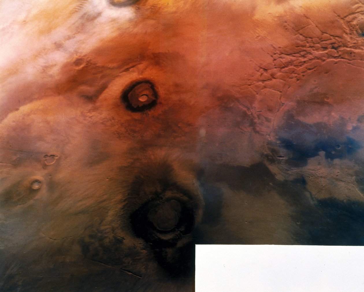 Sopky na povrchu planety Mars od Frederick (attr. to) Barnard