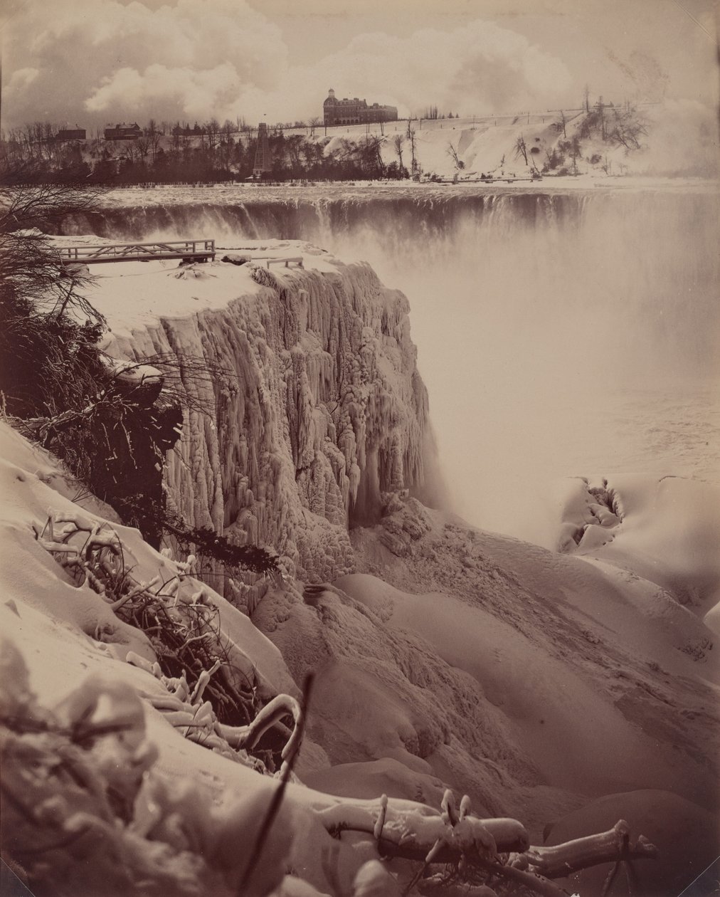 Zmrzlé vodopády od attributed to Charles Bierstadt