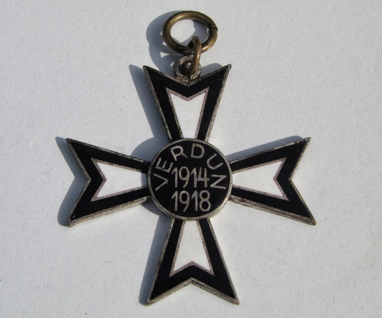 Verdunský kříž Kříž připomínající bitvu u Verdunu od decorations and medals Orders