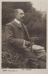 Sir Edward Elgar , anglický skladatel (černobílá fotografie) od (after) English photographer