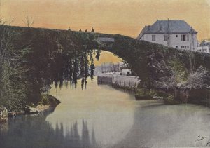 Betharram, Le Pont (barevná fotografie) od (after) French Photographer