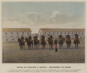 Škola jezdce na koni, Manipulace se šavlí (barevné foto) od (after) French Photographer