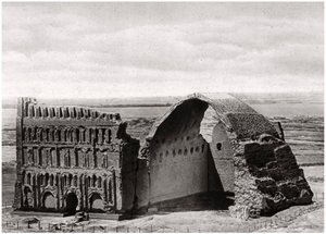 Taq-i Kisra ze vzduchu, Ctesiphon, Irák, 1925