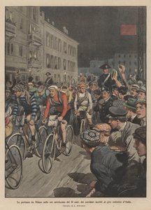 Odjezd z Milána v předsvítání 13. hodiny jezdců přihlášených do cyklistického zájezdu Itálie