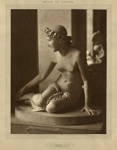Louvre, Bosio od Adolphe Braun