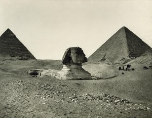 Sfinga a pyramidy