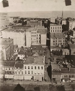 Pohled na východ z kopule soudní budovy v Chicagu, 1858