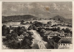 Rue et barracks de Freetown, Sierra Leone, rytina podle kresby A. de Bara, znázorňující plavbu na Côte d