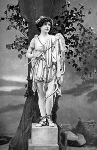 Unity Moore 1894-1981, irská herečka, 1911-1912.