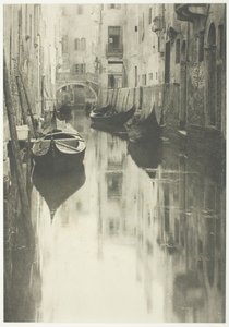 Benátský kanál, 1894, vytištěno 1897. od Alfred Stieglitz