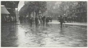 Mokrý den na bulváru, Paříž, 1894, vytištěno 191832. od Alfred Stieglitz