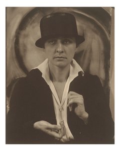 Georgia O’Keeffe: Portrét