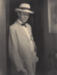 J. Nilsen Laurvik od Alfred Stieglitz