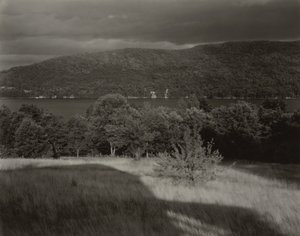Jezero George z kopce od Alfred Stieglitz