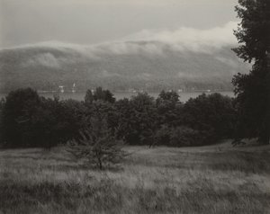 Jezero George z kopce od Alfred Stieglitz