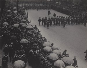 Vojenská přehlídka, New York od Alfred Stieglitz