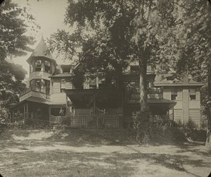 Oaklawn House, (východní strana) od Alfred Stieglitz