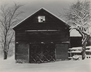 Černá stodola a bílý sníh od Alfred Stieglitz