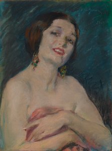 Model Holding Drapery od Alice Pike Barney