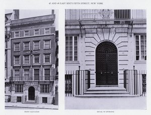 Charles A Platt: 47 a 49 East Sixty-Fifth Street, New York, Front Elevation, Detail vchodu (č/b foto) od American Photographer (after)