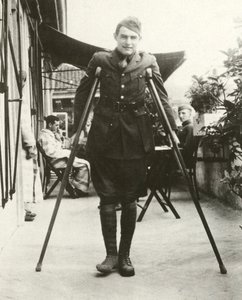 Ernest Hemingway (černobílá fotografie)