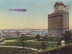 New York: molo č. 1, North River; Battery Park a budova Whitehall (foto) od American Photographer (after)