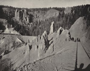 Phantom Curve, Colorado (černobílá fotografie) od American Photographer (after)