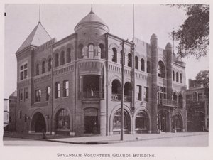 Budova dobrovolných stráží Savannah (černobílá fotografie) od American Photographer (after)