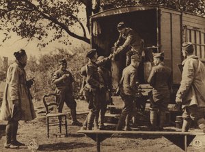 Amerika v první světové válce: "Casey" při práci (čb fotografie) od American Photographer