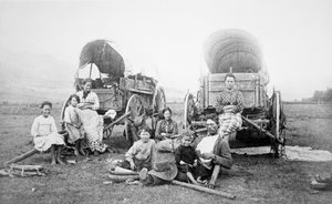 American Pioneer Family, cca 1870 (černobílá fotografie) od American Photographer