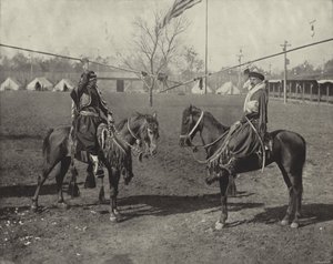 Přehlídka arabských kopiníků z Divokého východu od American Photographer