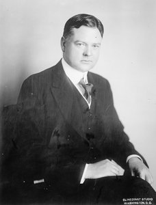 Herbert Hoover, kolem 1910-20 od American Photographer