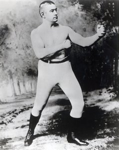 John L. Sullivan (černobílá fotografie) od American Photographer