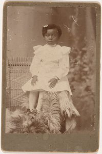 Lucile Norward,c. 1890 (foto) od American Photographer